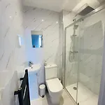 بيت للعطل North Bay Nest House سكرابورو