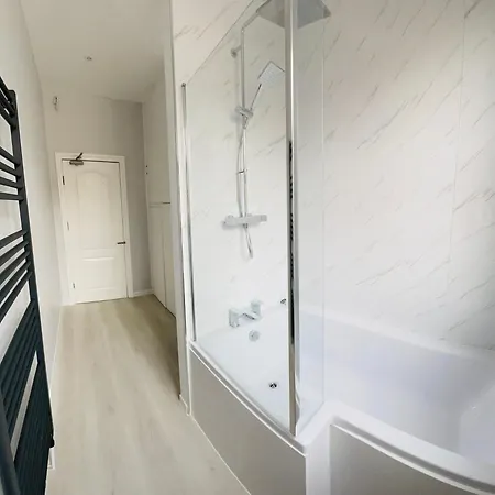 North Bay Nest House *